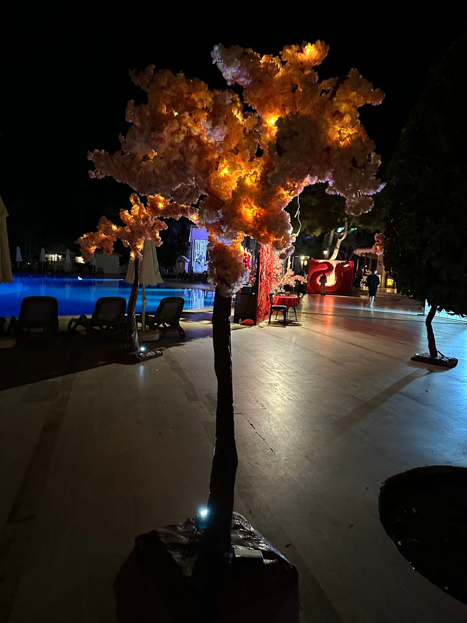 "Golden Sakura" Işıklı Yapay Ağaç Dekoru - Görsel 5